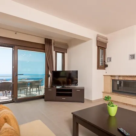 Mond Sea View Apartman Kínira